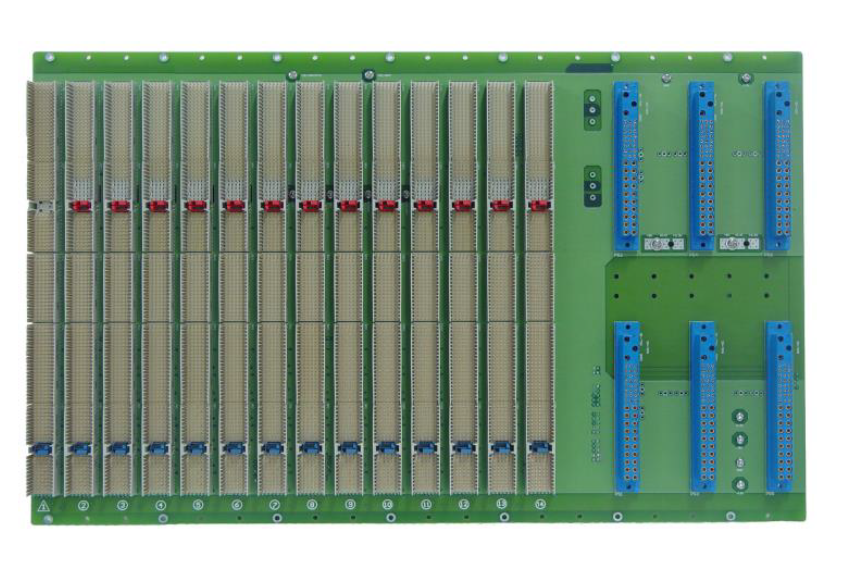 標(biāo)準(zhǔn)6U 14槽CPCI背板